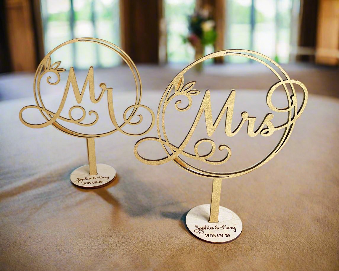 Mr and Mrs Wedding Signage For Wedding Ceremony Table Decor