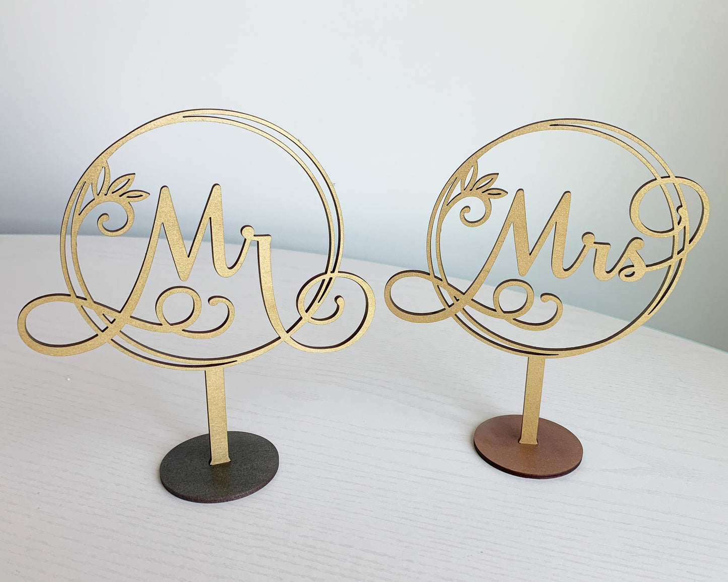 Mr and Mrs Wedding Signage For Wedding Ceremony Table Decor